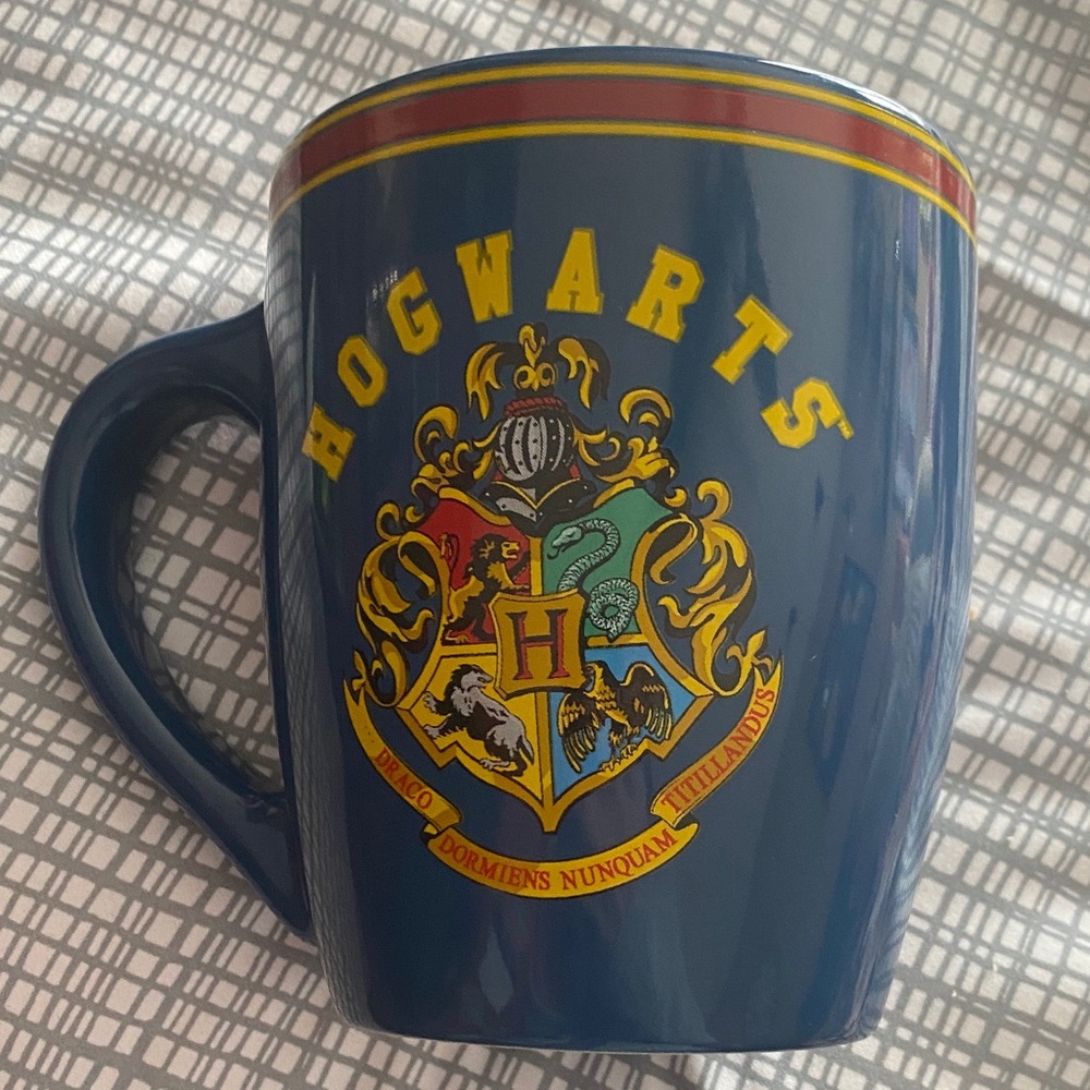 Vintage Harry Potter Hogwarts Ceramic Mug